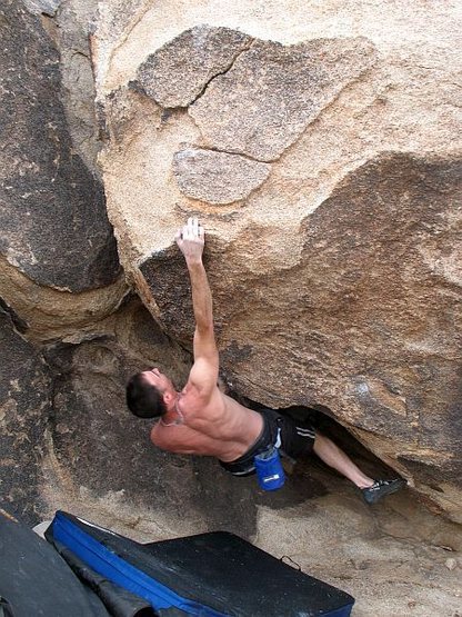 Bouldering at The Hang, Joshua Tree NP