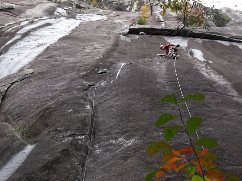 Pitch 1.  P-2 makes it way into the upper righthand streak (of the 2 on the left) before merging into Oasis.