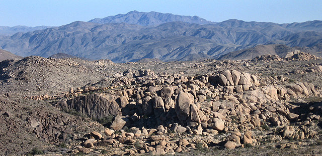 Split Rocks area from Morongo Man.<br>
Photo by Blitzo.