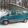 The van's paint is immaculate, these pics do not do it justice, just dirty from snowy roads. 