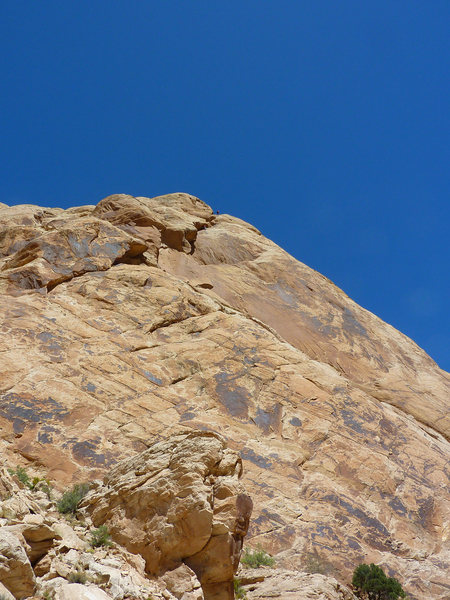 To give scale.The climbers on the short last pitch..Click twice to enlarge. Photo Mike Kinney