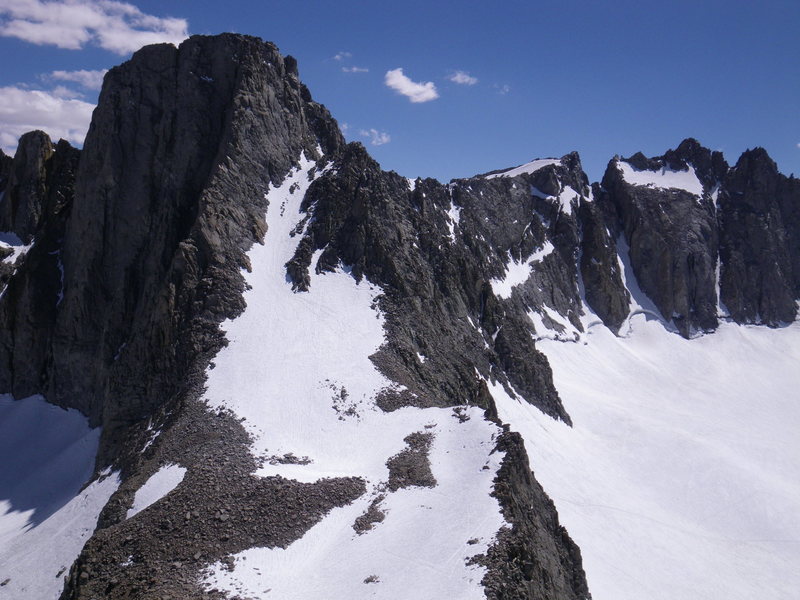 8-July-2010: Swiss Arete on left, U Notch and North Palisade on right, as viewed from Mt. Gayley