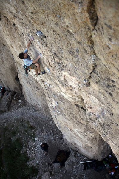 Stefan on the jug swinging fun before the crux of EKV.