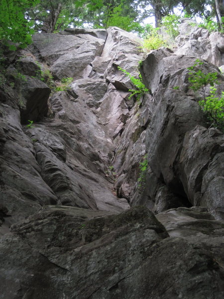 Ascend the buttress on the right up into a wide section near the top.