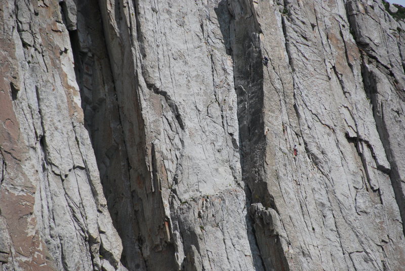 my borther climbing the 4th pitch a little bit below the crux