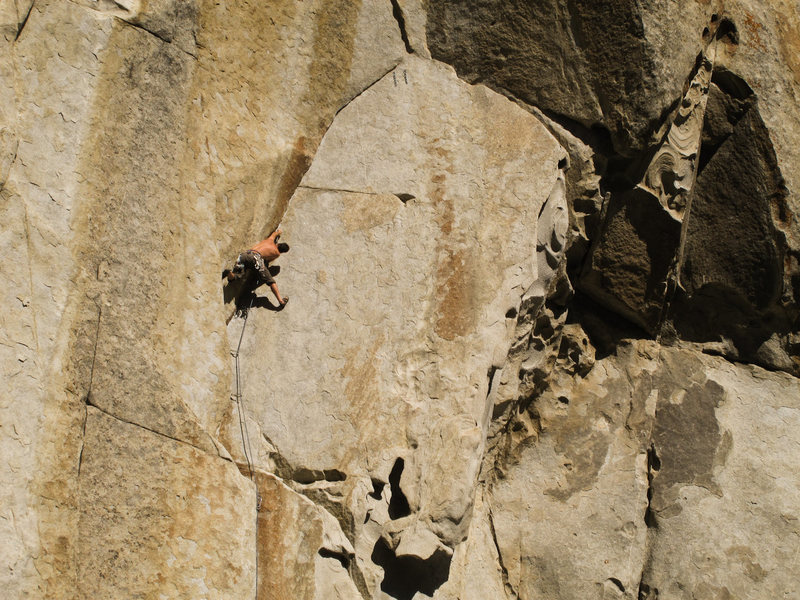 A friend climbing Singapore, Onsight.