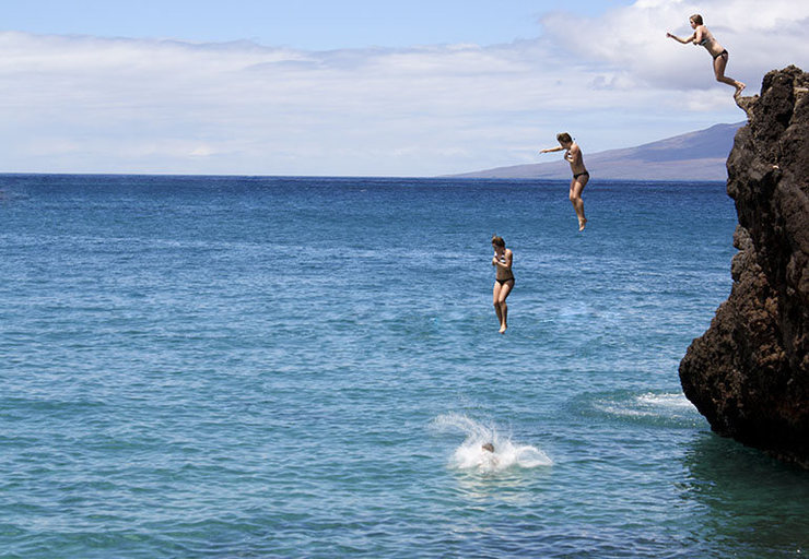 Black Rock, Maui<br>
http://www.facebook.com/pages/Boulder-CO/Nick-Pease-Photography/136265733077843?ref=ts