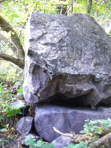 Another boulder found above the slant boulder field, below the Hangman Towers.