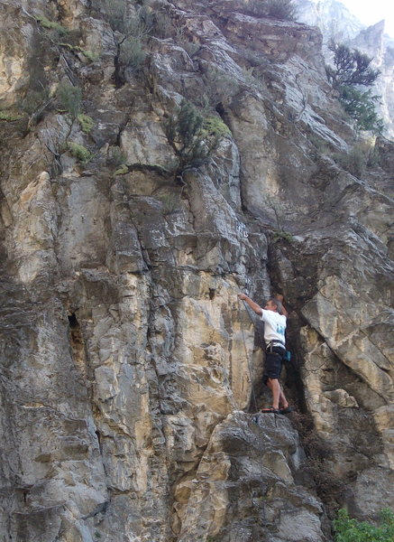 Clipping the last bolt on Bay of Fundy. Syzygy can be seen to the left.