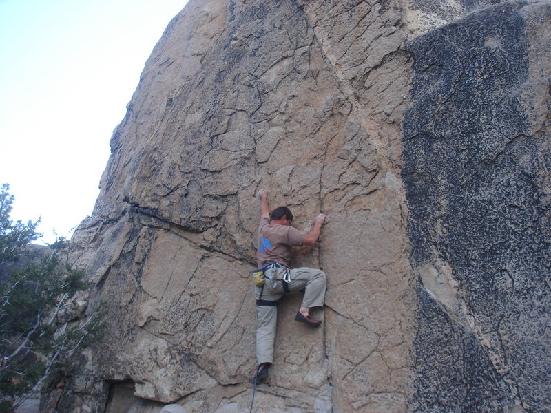 starting up Golden Nugget (5.10a), Holcomb<br>
<br>
photo by John Hoffman