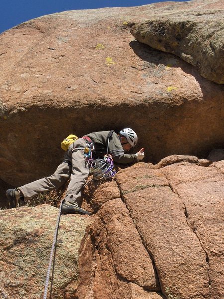 Start of "American Crawl," accessing the lower shelf at the Old Folks Wall. Rob Kelman about to pronate....