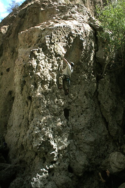 Albert on the climb around the corner from Electric Eye.