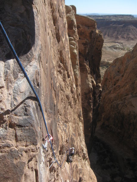 Looking back down third pitch to the hanging belay.First ascent photo Nov 6th. Photo Lance Bateman