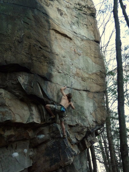 Weston Markham on the opening moves of Slash and Burn, 5.12d.