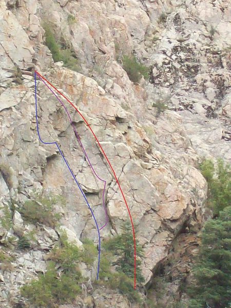 Far-right side of the northwest face of Strone Crag.  Minotaur is shown in blue, Minotaur Right in purple, and the first pitch of Starstruck in red.