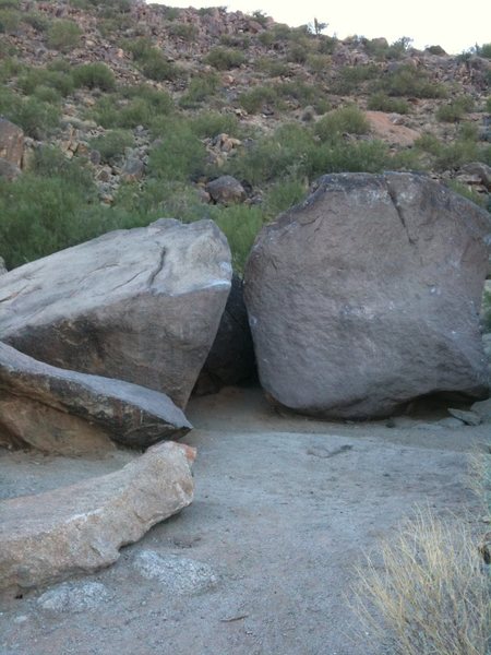 rock on the right is about 16 feet tall