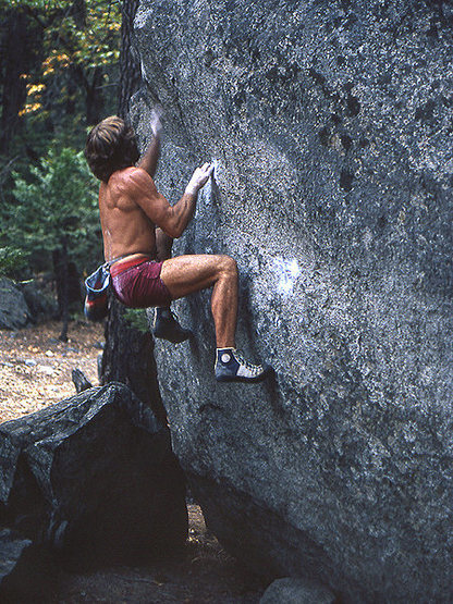 Rick Cashner at the Le Conte boulders, 1982.<br>
Photo by Blitzo.