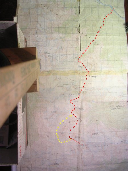 Traditional Sir Sanford Approach<br>
contour interval: 100 feet<br>
one kilometer grid<br>
<br>
Red - Old Swan Creek Route<br>
Yellow - How to dodge the increasingly crevassed Sir Sanford Gl