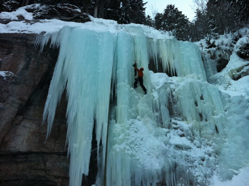 WI2 gully on the right. Armin on the Middle Curtain Firehouse East.  