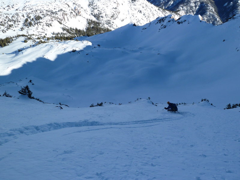 Skiing down the E side of North Twilight.