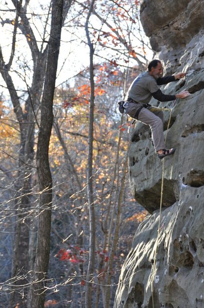 Dave Downey cruises up on Earthbound @ 65 years of age