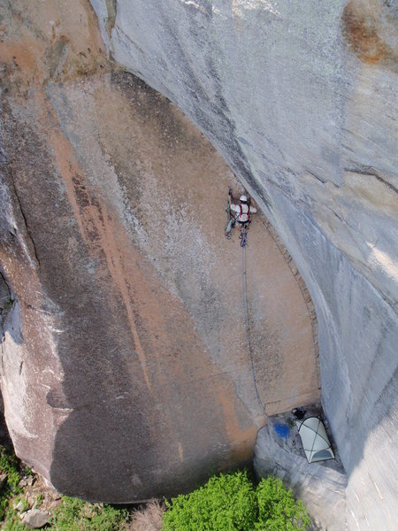 A guy we met while on the route. Came back the next day to retrieve a stuck rope and found his camp and him in action