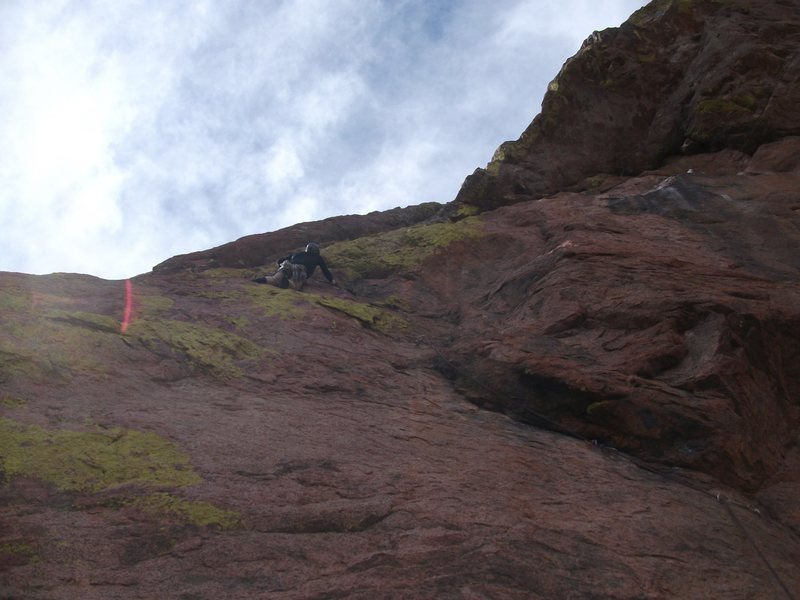 good overview of the crux pitch, steve curtis leading about 1/2 way up