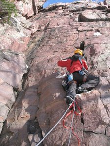 Winter aid.  Climbing in winter without freezing your hands.