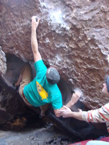 Lobster claw with the kneebar beta