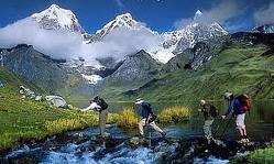 The Circuit of the Cordillera Huayhuash is one of the classic trekking circuits of the world