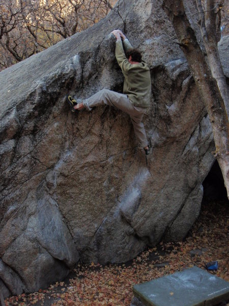 E.B.P. V3 top Gate Boulders<br>
<br>
October 25, 2009