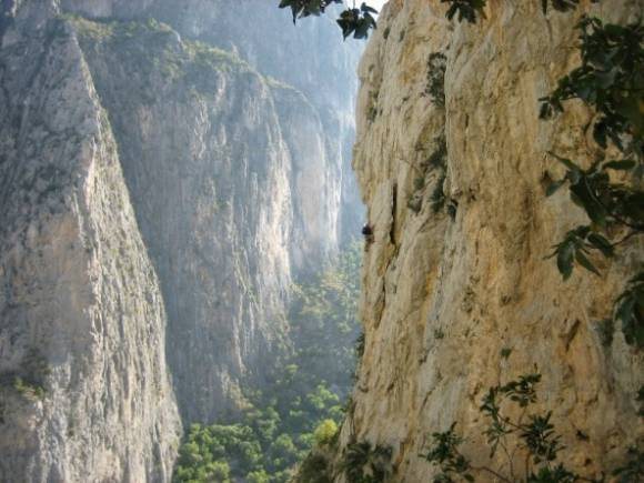 climbing on the Spires, Potrero Chico