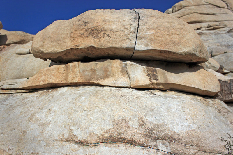 Hobbit Roof formation 