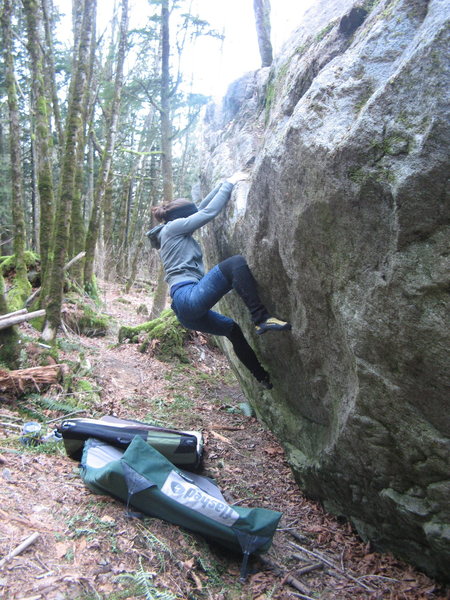 Kelly on Stand Alone (V2)