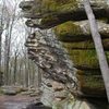 Larger boulder, challenging overhang.