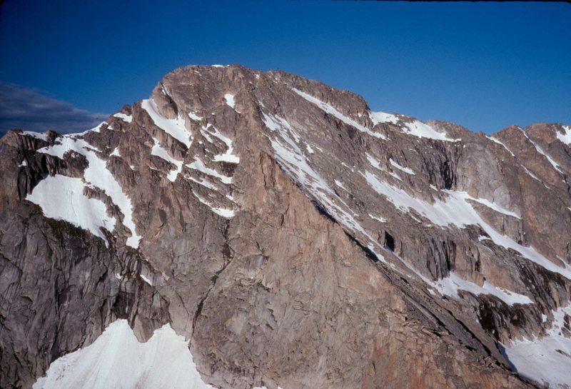The ne ridge of McHenry's Peak, as viewed from the summit of Arrowhead.