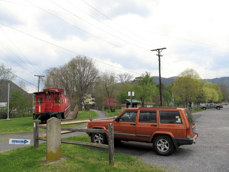 The place to park at the bottom of the trail in Damascus. A cool little town park with the AT running through.