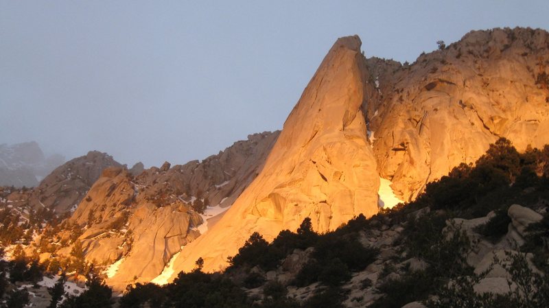 alpenglow on the Bastille Buttress