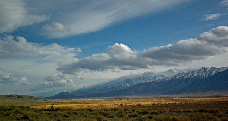 Owens Valley and Eastern Sierra from Bishop