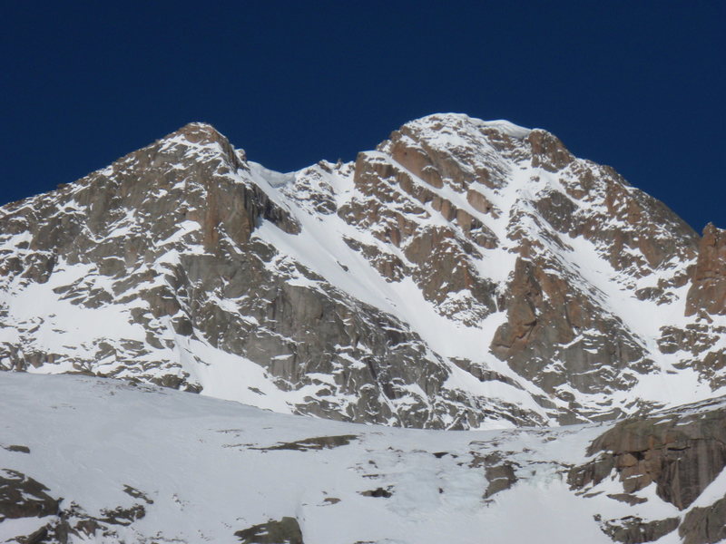 Gigantic cornices on McHenry's.