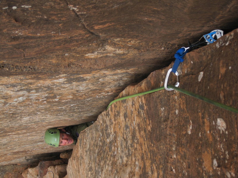 Christian Gauderer exiting the chimney on pitch 3.