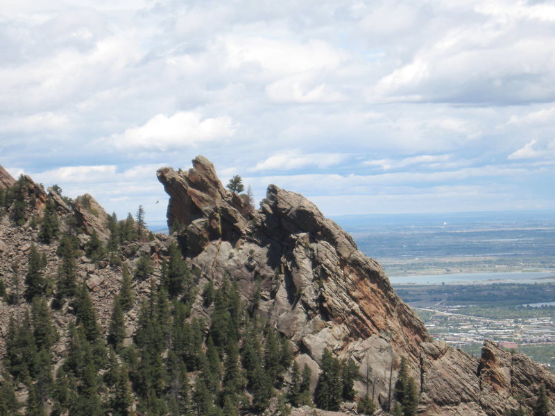 Climber rapping the Maiden, shot from the summit of the Matron.<br>
5-21-11.