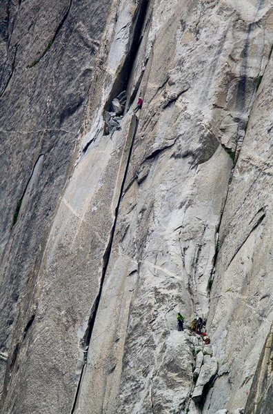 Hollow Flake ledge  credit: Tom Evans