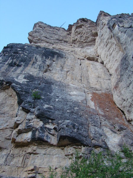 Another look at the crack climbs known as Himalayback (left) and Cranium Crack (right)...get on em'! You'll love them. They're sweet like crack-er jacks! To the right and left of these cracks are killer the 5.12's "Oh Huck Yeah!" and "JetScream". 