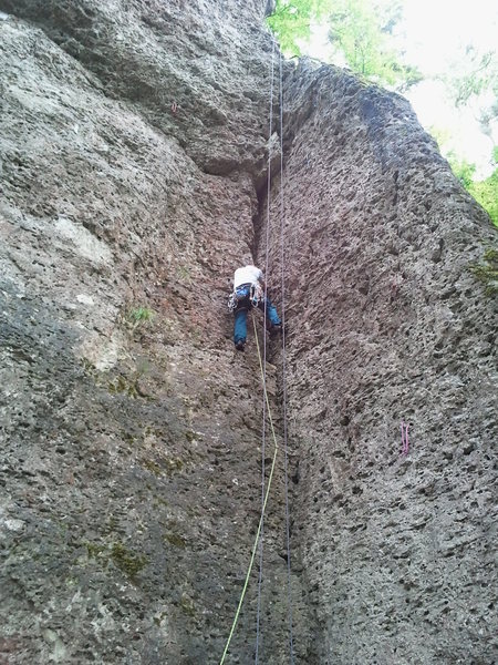 The obvious dihedral and very pocketed wall that make Bärnhofer Wand 1 easily distinguishable.