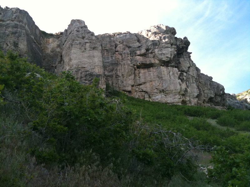 The original wall is located on the middle tower of the photo