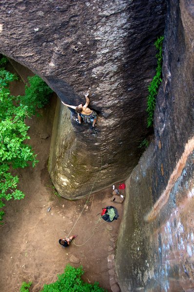 Moving through the crux. Great stone, cool movement. 