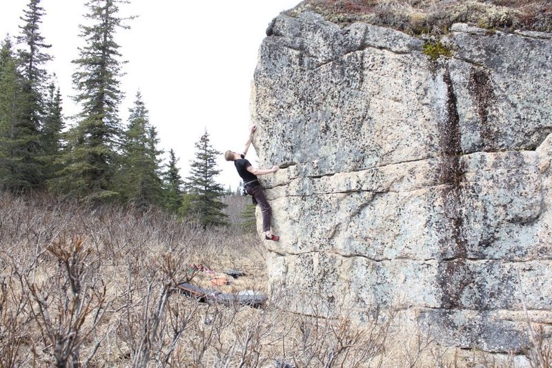 Jared LaVacque on Anchor Point Arete V3, Anchor Point, AK