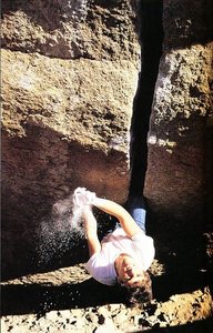 Mike Geller leavittating up Mother Superior (5.11+), Mount Woodson
<br>

<br>
Photo by Randy Leavitt