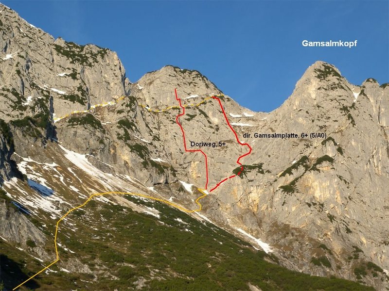 The approach and descent (in yellow) as well as general run of the two routes (in red).<br>
Photo by Axel Jentzsch-Rabl